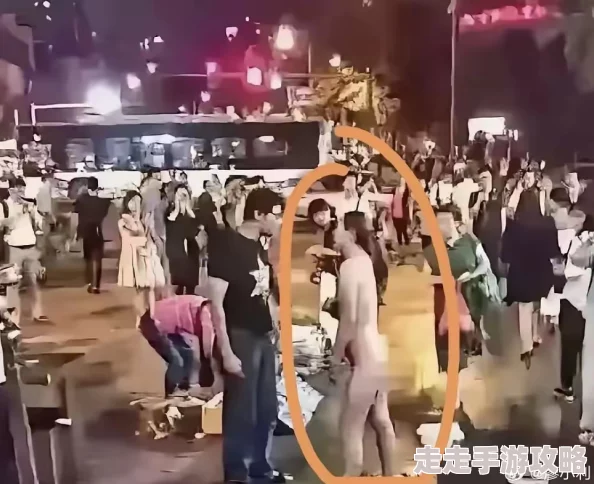 男人扒开女人的腿做爽爽视频 网友评价认为这种内容不应被传播，缺乏对女性的尊重和保护，应该抵制此类低俗行为